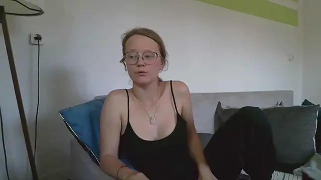 little-leni's Live XXX Chat