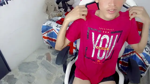 sombra_18 webcam show
