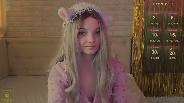 AnimeAlica18's Live XXX Chat