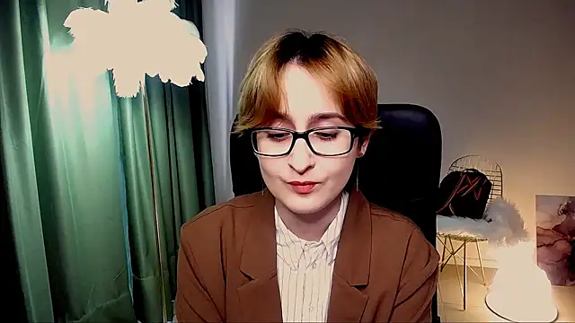 LixeLuna Chat XXX live