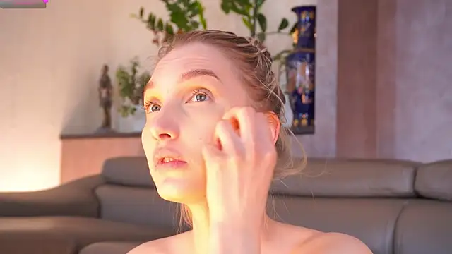 YvetteMilbrett: вебкам-шоу