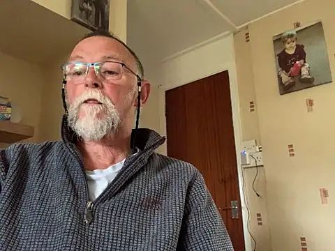 Moonraker64's Webcam Show