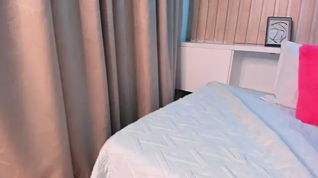 Scarlet_X_'s Live XXX Chat