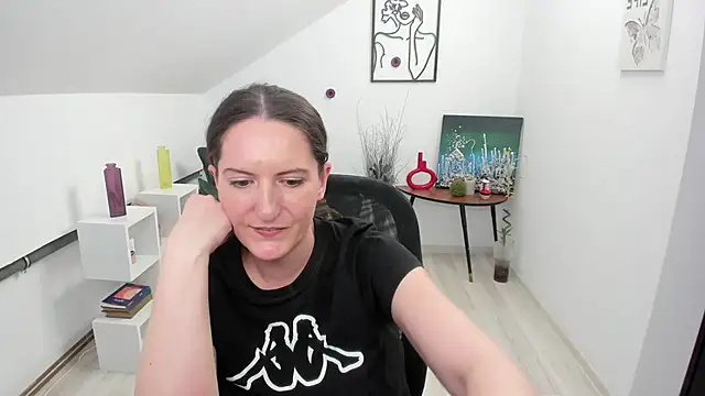 ChloeHottyX Webcamshow