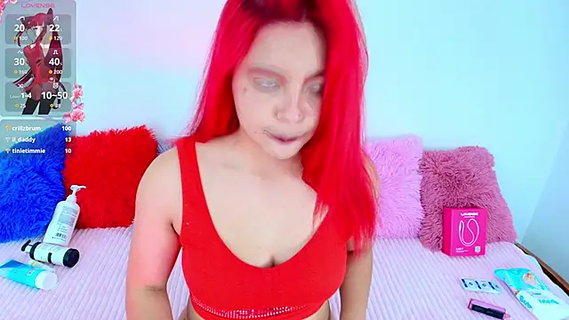 Chat XXX en directo de Cloee_Lovee