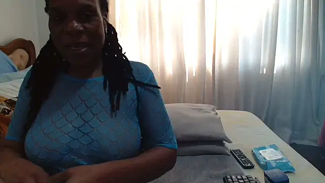 Hotcougar – webcam-show