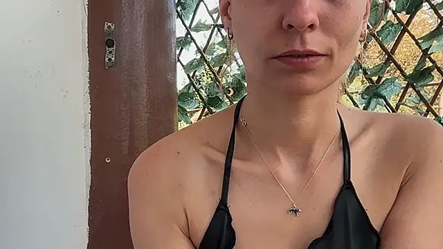 karo123421's Live XXX Chat