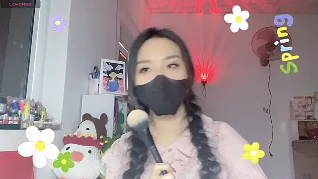 Tieu-May's Live XXX Chat