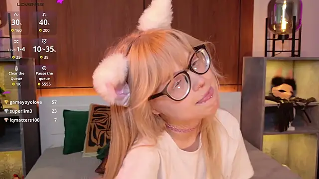 Chat XXX en directo de MoliQin