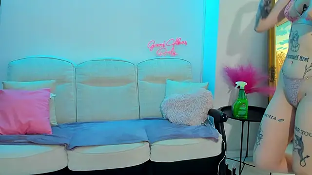 Cassy-Foxyn Live XXX chat