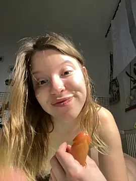 Show modela kimczii na web-kameri