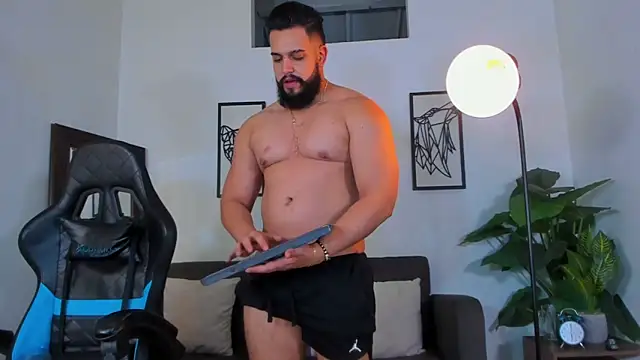 Chat XXX Live Justin_kingX7