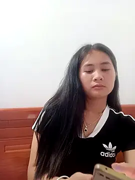LittleSun_ Chat XXX in diretta