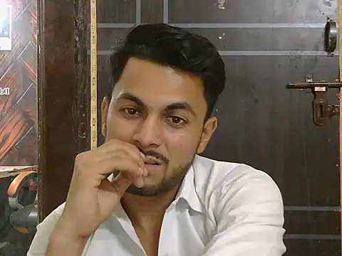 Stubborndesiboy webcam show