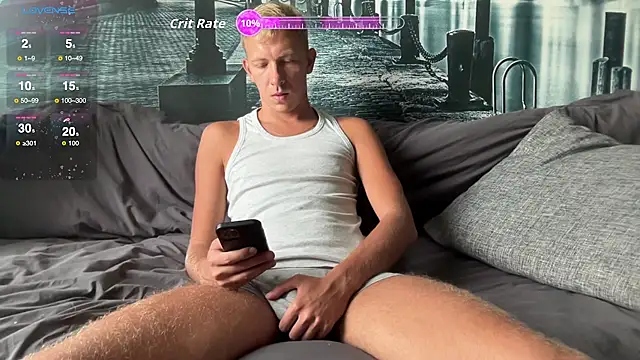 Show modela Anton_blond na web-kameri