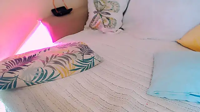 OLIVIA_CANDY élő XXX-chatje