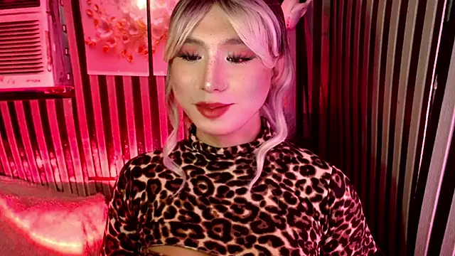 Pertunjukan Kamera Web HoresCOCKLUCY
