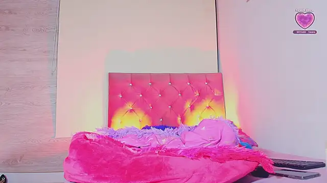 Sary_LittleSmiles 现场XXX聊天