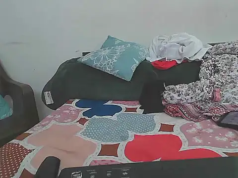 Officialsalini's Webcam Show