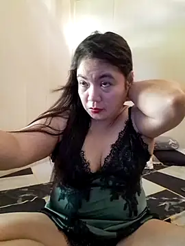 Eurelle_89 Adlı Modelin Canlı XXX Sohbeti