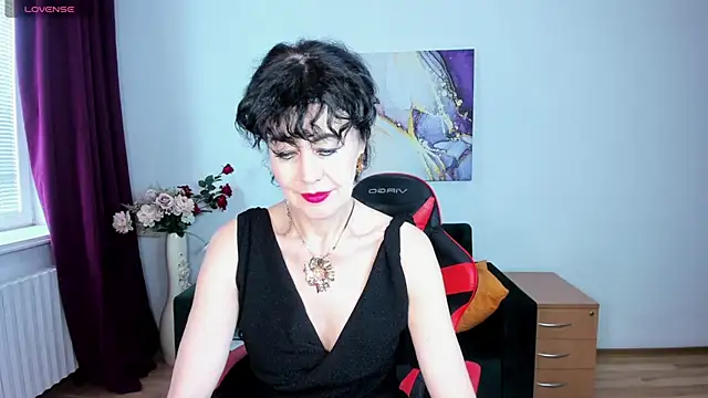 Silvia_Wallec Chat XXX live
