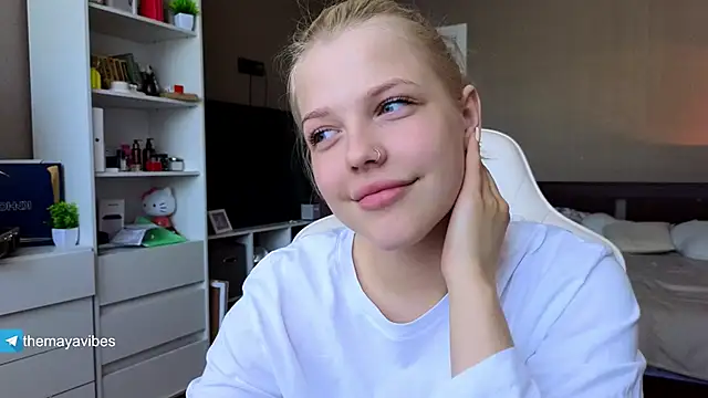 Maya_Rave's Live XXX Chat