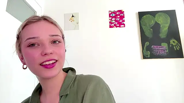 SourMidday Chat XXX in diretta