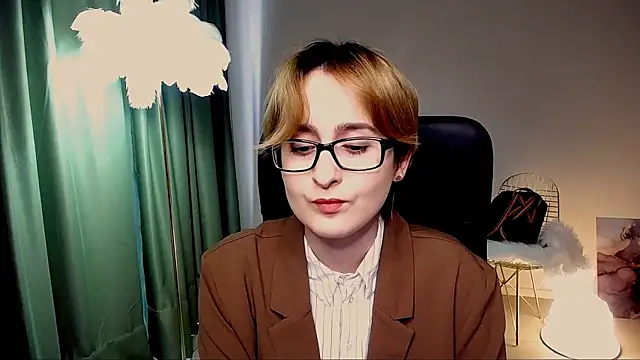 Онлайн чат XXX LixeLuna