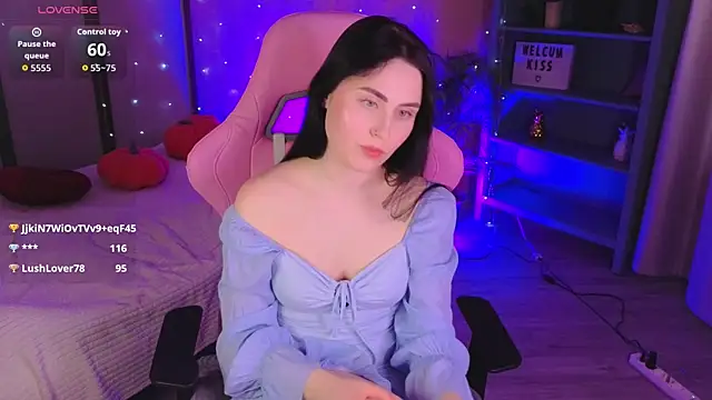 NoraLumi's Live XXX Chat