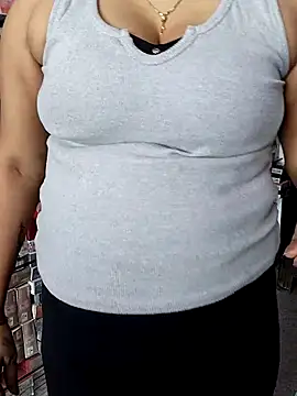 QueenHaryanaa 라이브 XXX 채팅