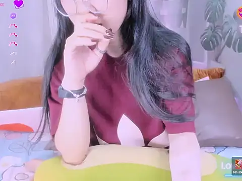 julialy_ Chat XXX in diretta
