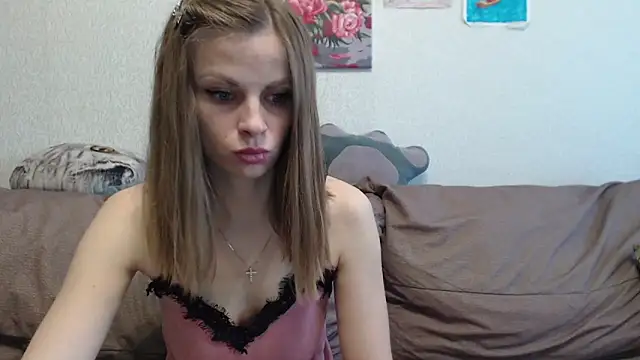 XXX chat uživo modela WowCandyBaby