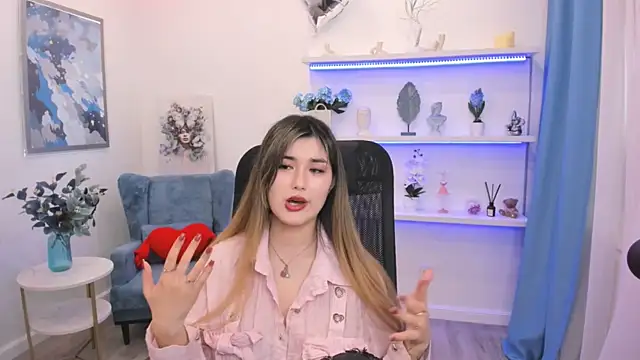 AnneTLi Chat XXX in diretta