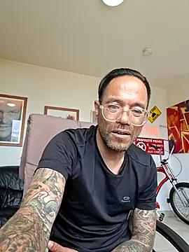 Webkamerová show Mr_Graffitimile