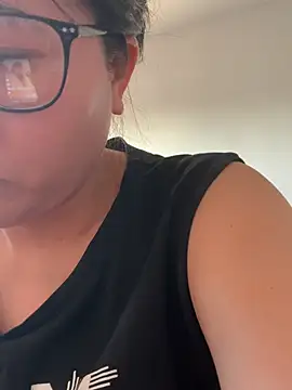 daaqnn 网络视讯表演
