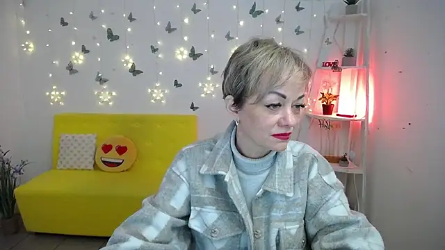 Вебкам-шоу NikaMayu