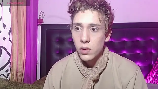 DannyParker_ Show Webcam