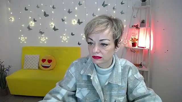 NikaMayu – Kamerová šou