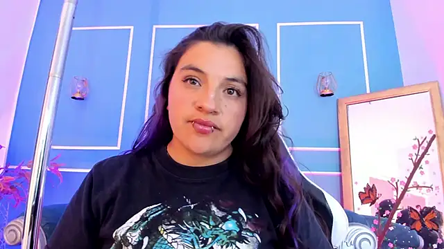 TaraTaylorr's Live XXX Chat