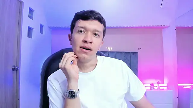 ken_col 在線直播表演