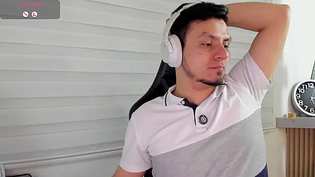 عرض كام Rick_Adams