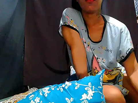 Chat +18 de AwesomeMistress_Bigcock ao vivo