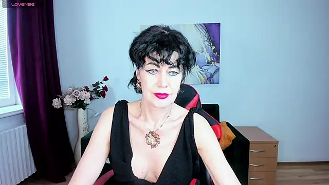 Silvia_Wallec Adlı Modelin Canlı XXX Sohbeti