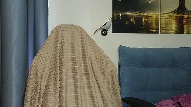 Chat +18 de MoreRealAlex ao vivo