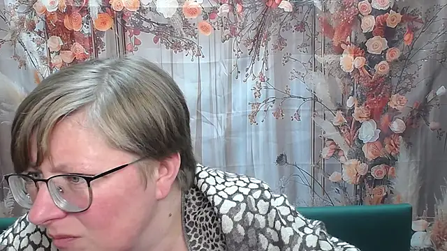 RadaChudna 라이브 XXX 채팅