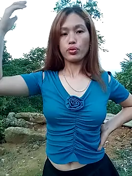 gogo-min Show Webcam