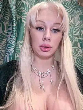 LaraHollywood Chat XXX live