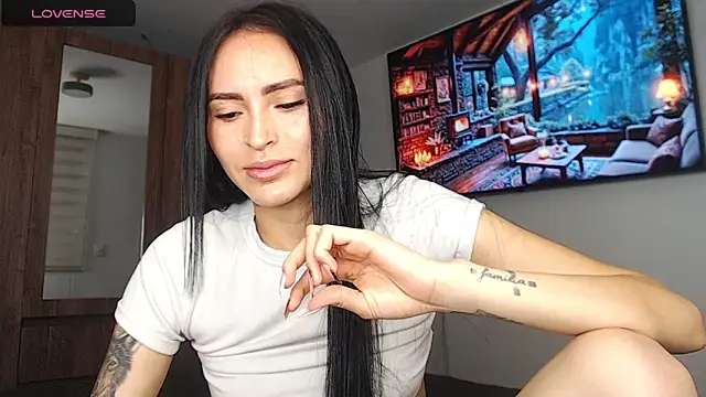 Linda__fioreのライブXXXチャット