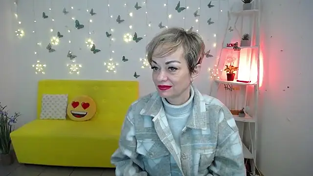 NikaMayu's Live XXX Chat