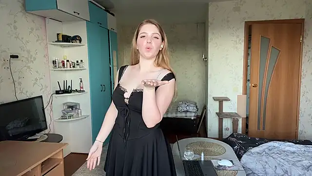 Show modela BleatKissX na web-kameri